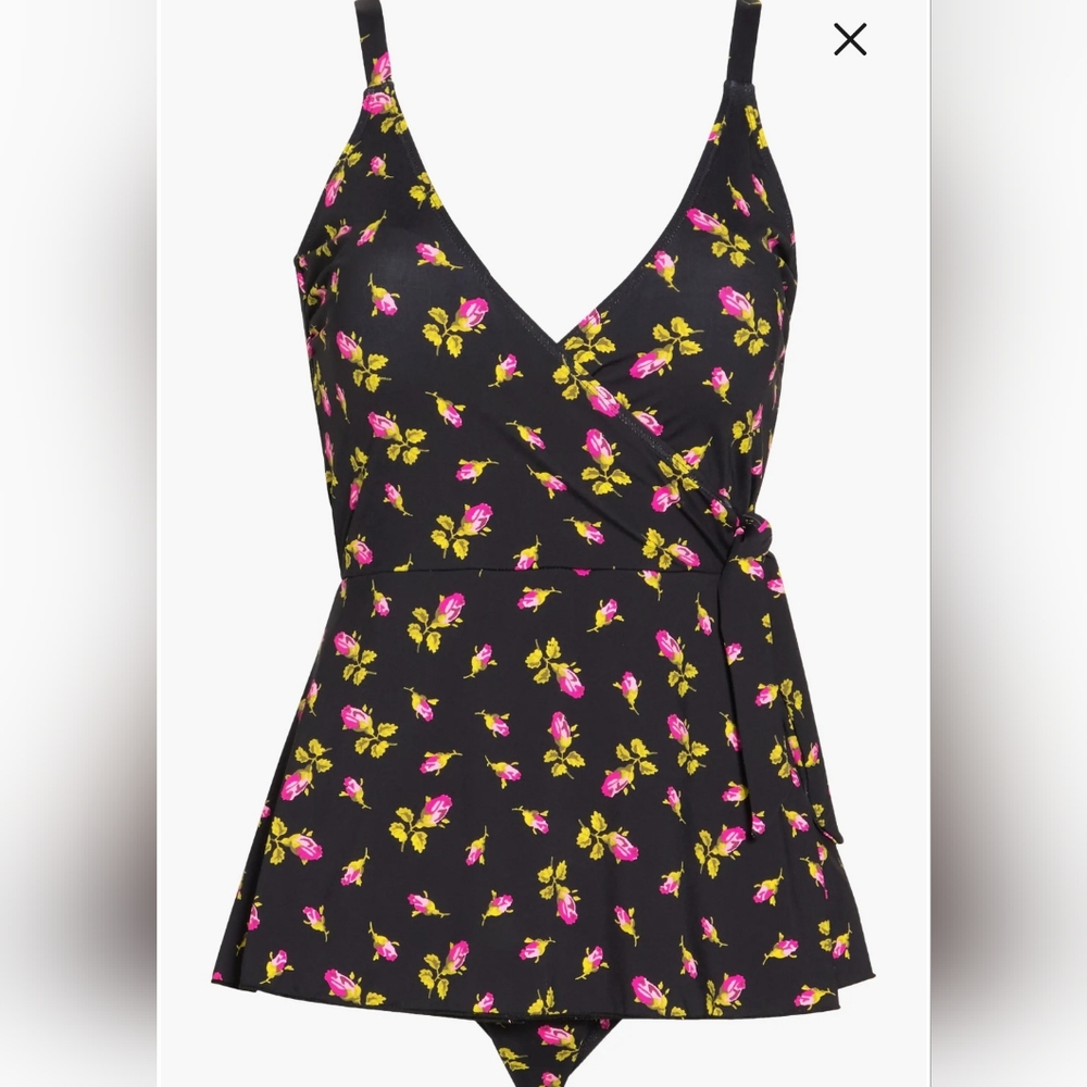 Betsey Johnson swimsuit NWT size L floral